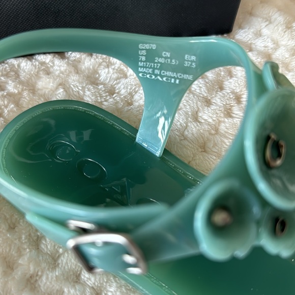 Brand New COACH JELLY SANDALS Tea Rose T-STRAP Sandals SIZE 7 Marine BLUE - Picture 5 of 8